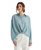 Crescent Women's Maeve Surplice Woven Top