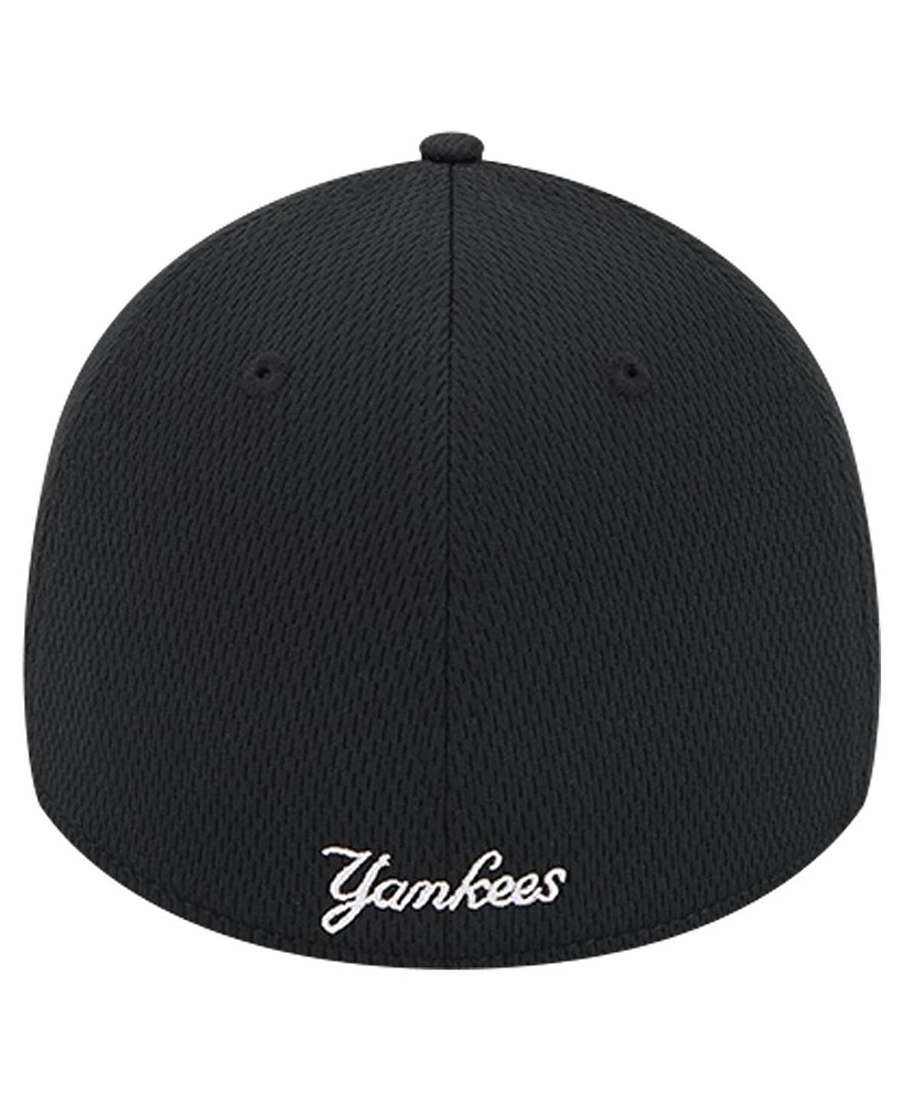 New Era Men's Black York Yankees Active Dash Mark 39THIRTY Flex Hat