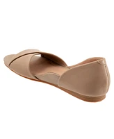 SoftWalk Cypress Sandal