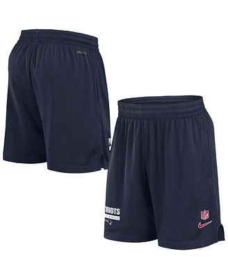 Nike Men's Navy New England Patriots 2024 Sideline Performance Mesh Shorts