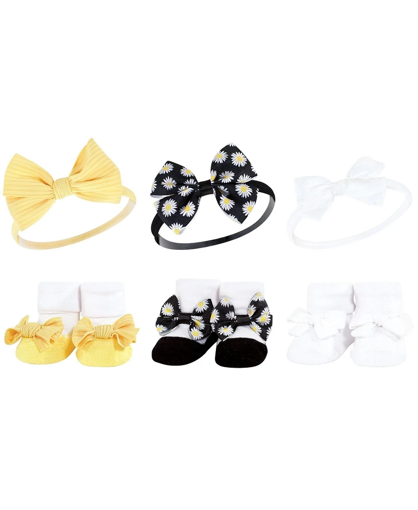 Hudson Baby Baby Girls Headband and Socks Giftset, Black Daisy, One