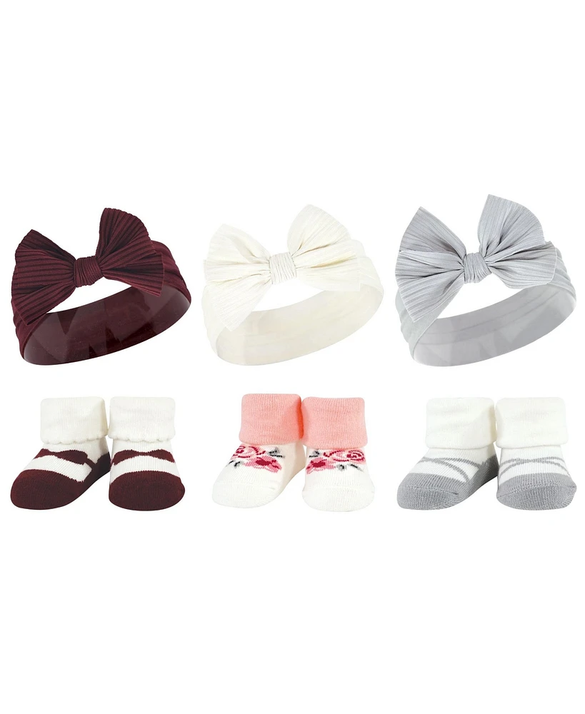 Hudson Baby Baby Girls Headband and Socks Giftset, Gray