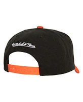 Mitchell & Ness Men's Black San Francisco Giants Corduroy Pro Snapback Hat