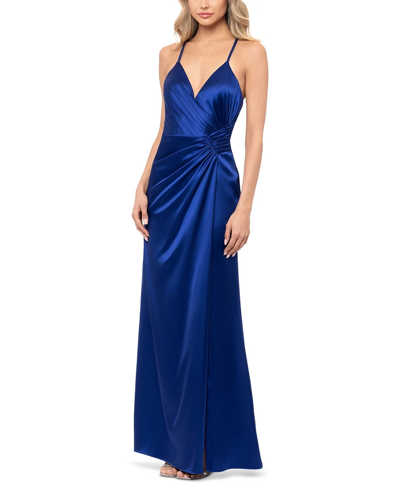 Blondie Nites Juniors' Pleated V-Neck Evening Gown