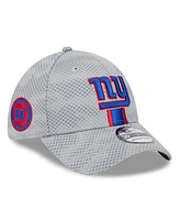 New Era Men's Gray York Giants 2024 Sideline 39THIRTY Flex Hat