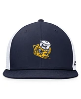 Nike Men's Navy/White Michigan Wolverines Legacy Pro Snapback Hat