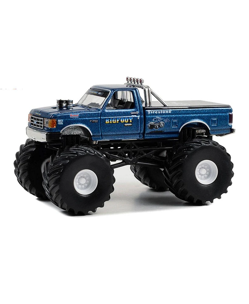 Greenlight Collectibles 1/64 1987 Ford F-250 Bigfoot #3 Monster Truck, Kings of Crunch Series