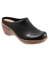 SoftWalk Madison Clog