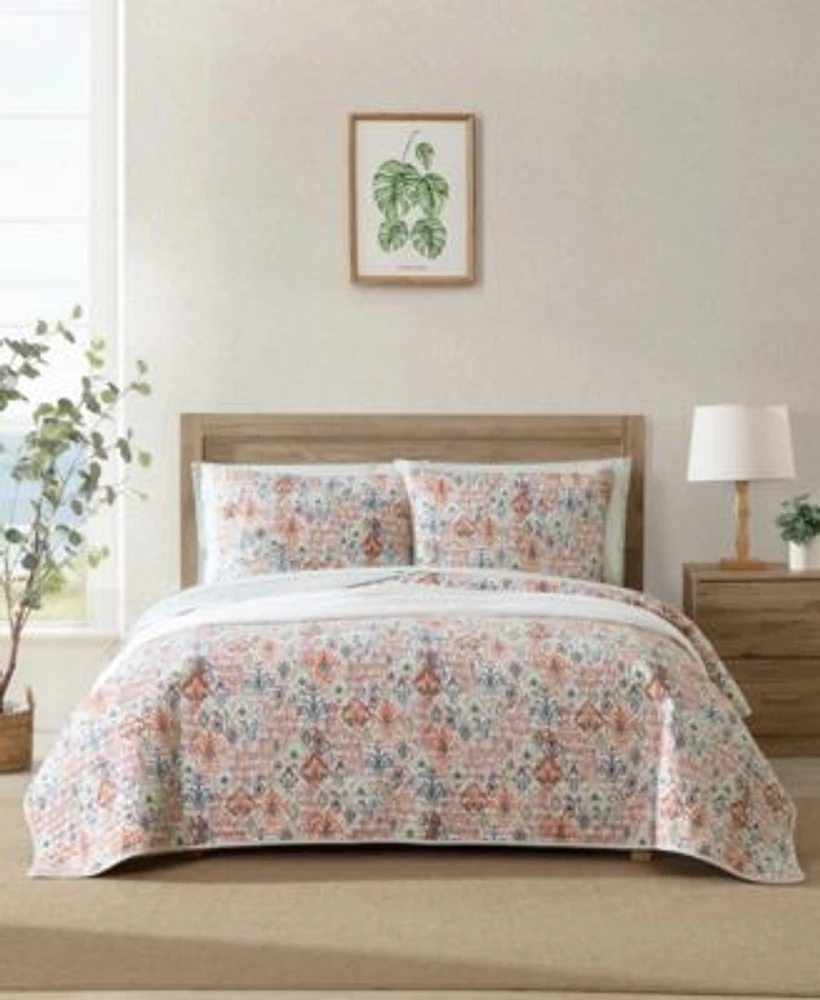 Tommy Bahama Home Ikat Tropics Reversible Quilt Sets