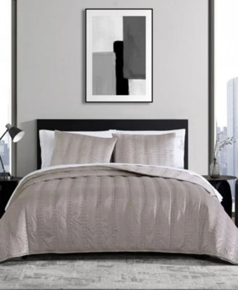 Vera Wang Linear Stitch Velvet Quilt Sets