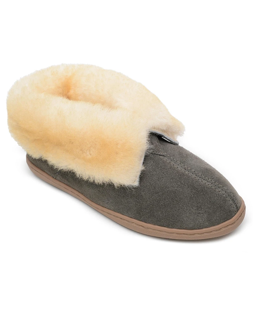 Minnetonka Women's Sheepskin Ankle Boot Slippers