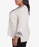 Alfred Dunner Plus Romancing the Stone Center Embroidered Medallion Textured Top