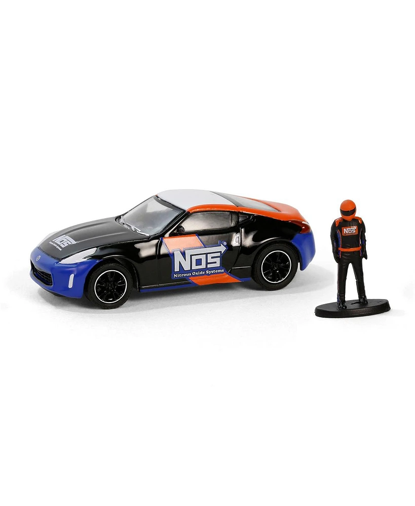 Greenlight Collectibles 1/64 2020 Nissan 370z with Race Car Driver, Nos Deco, Hobby Shop