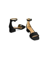 Bernardo Footwear Jalena Low Heel Sandal