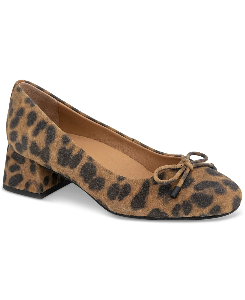 Gentle Souls Women's Lancine Pumps