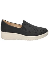 Easy Street Women's Ying Comfort Slip-On Flats