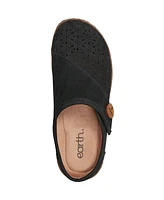 Earth Women's Erinn Round Toe Casual Flat Clogs