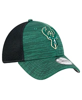 New Era Men's Hunter Green Milwaukee Bucks Active Tech Neo Flex 39THIRTY Hat