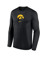 Nike Men's Black Iowa Hawkeyes On-Court Basketball Shootaround Performance Long Sleeve T-Shirt