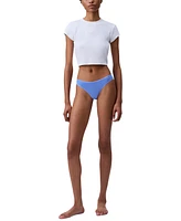Calvin Klein Women's Ideal Cotton Thong Underwear QD5124