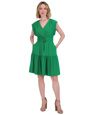 Eliza J Petite V-Neck Cap-Sleeve Tiered Dress