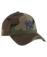 New Era Men's Camo New York Yankees Woodland Team Pop 9FORTY A-Frame Adjustable Hat