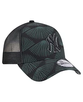 New Era Men's Black New York Yankees 9FORTY A-Frame Trucker Adjustable Hat