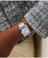 Guess Women's Analog Silver-Tone Stainless Steel Watch, 27mm