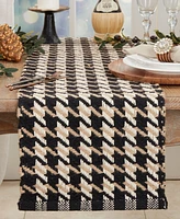 Saro Lifestyle Traditional Houndstooth Table Runner, 14" x 72"