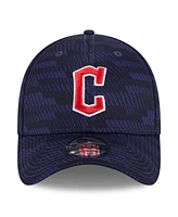 New Era Men's Navy Cleveland Guardians 2025 Mlb Clubhouse 39THIRTY Flex Hat