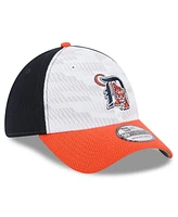 New Era Men's Navy/Orange Detroit Tigers 2025 Mlb Clubhouse 39THIRTY Flex Hat