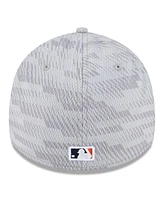 New Era Men's Gray Houston Astros 2025 Mlb Clubhouse 39THIRTY Flex Hat