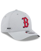 New Era Men's Gray Boston Red Sox 2025 Mlb Clubhouse 9FORTY M-Crown Adjustable Hat