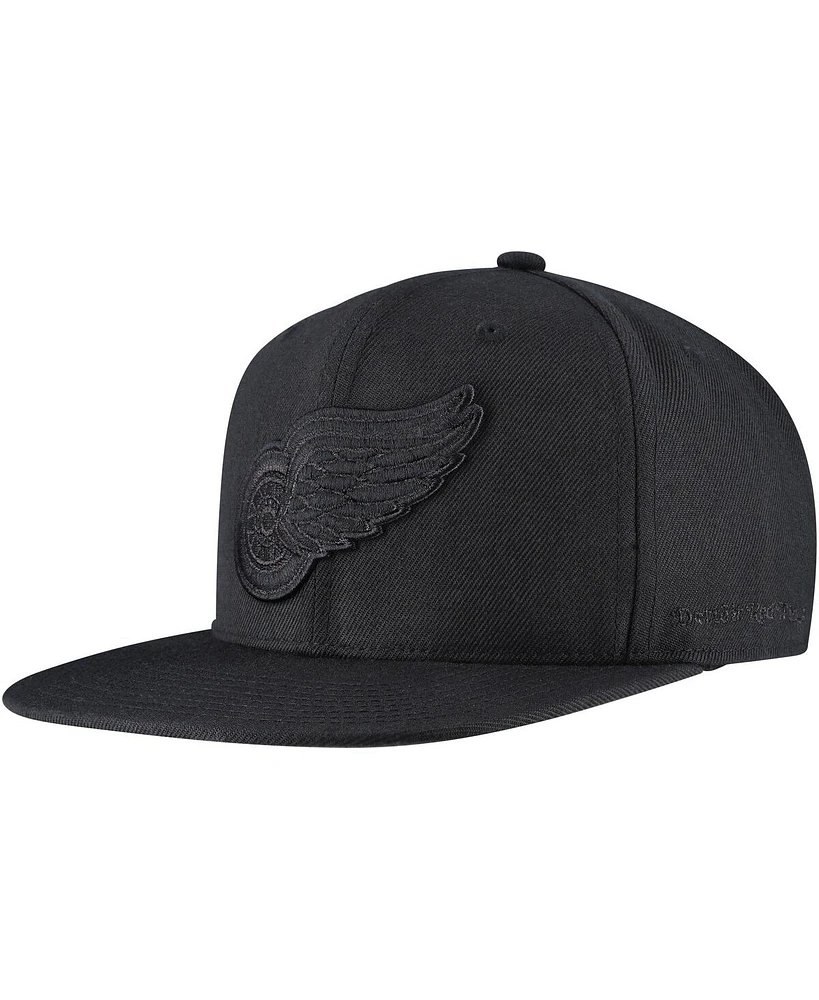 Mitchell & Ness Men's Black Detroit Red Wings Soul Strike Cultivated-Pearl Tonal Snapback Hat