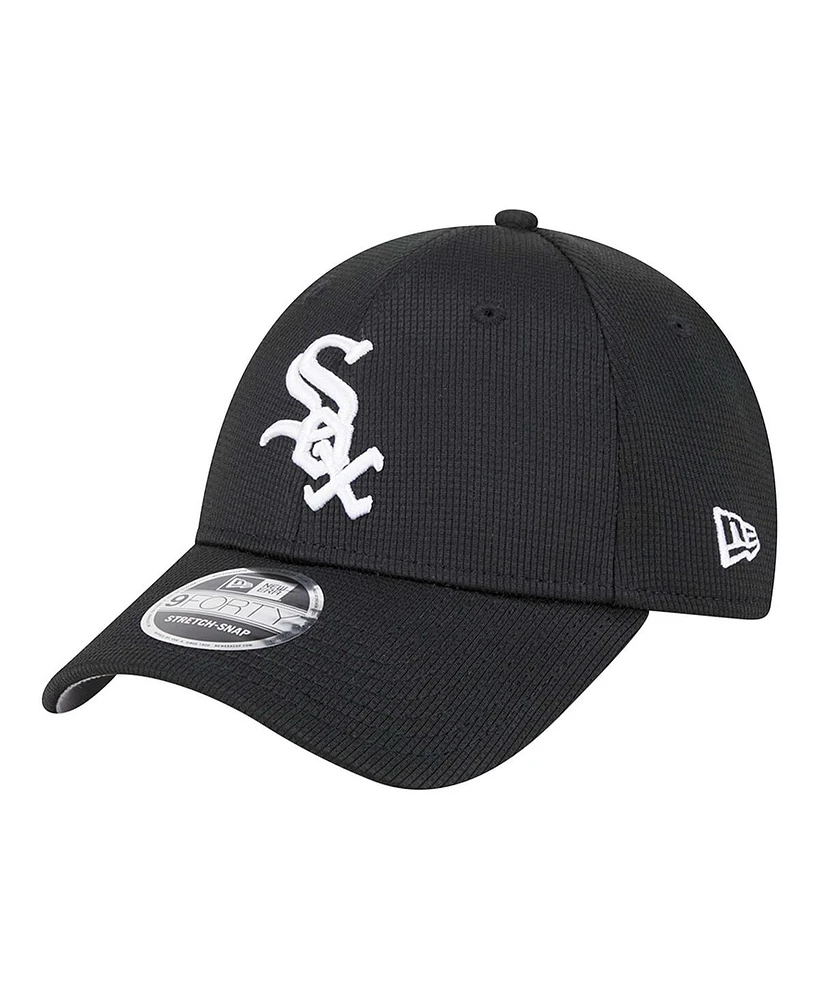 New Era Men's Black Chicago White Sox Pivot 9FORTY Adjustable Hat