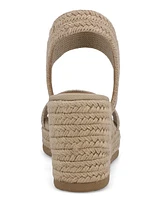 Mia Women's Brittni Round Toe Wedge Sandals