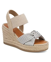 Mia Women's Belinda Round Toe Wedge Sandals