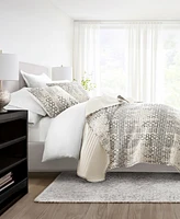 ienjoy Home Distressed Aztec Reversible -Pc. Quilt Set