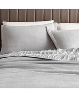 Linery & Co. Textured Spandex Solid Quilt Set With Shams