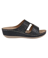 Gc Shoes Women's Carrie Embellished Wedge Sandals