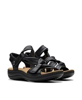 Clarks Collection Women's Laurieann Bell Round Toe Flat Sandals
