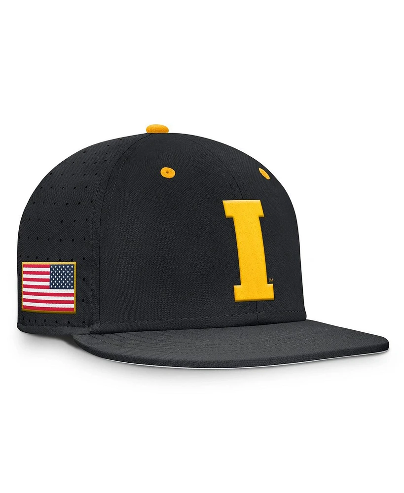 Nike Men's Iowa Hawkeyes On-Field Dugout True Performance Fitted Hat