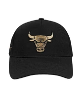 Pro Standard Men's Black Chicago Bulls Metallic Logo Pinch Front Adjustable Hat