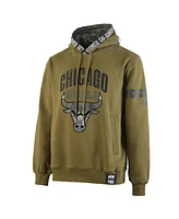 Two Hype X Nba Men's Olive Chicago Bulls Culture Hoops Collection Premium Pullover Hoodie