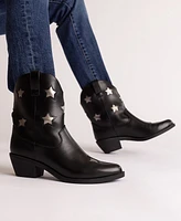 Journee Collection Women's Underwood Cuban Heel Casual Comfort Ankle Booties