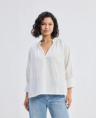 Reistor Women's Relaxed Fit Top with Front-tie White