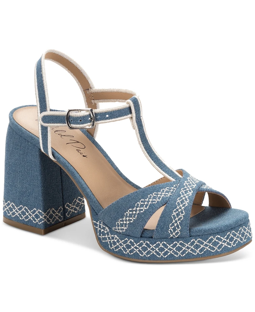 Wild Pair Women's Harperr Platform Sandals, Exclusively at Macy's
