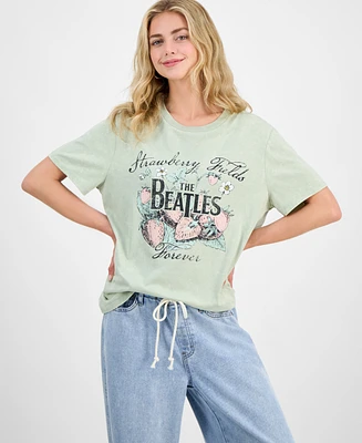 Love Tribe Juniors' The Beatles Strawberry Fields T-Shirt