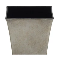 Round Plastic Planter Pot for Indoor and Outdoor Garden Use