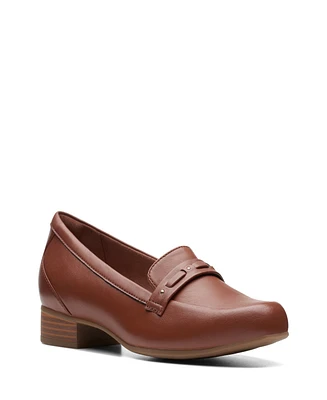 Clarks Women's Juliet Bay Slip-On Loafer Flats